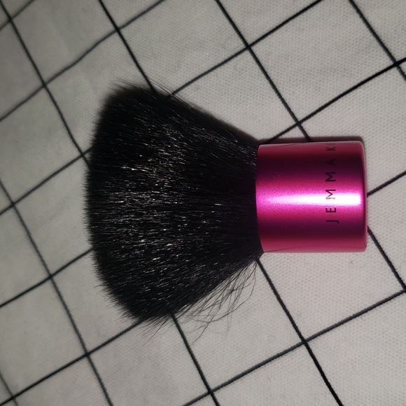 Mini Kabuki brush - Picture 1 of 5
